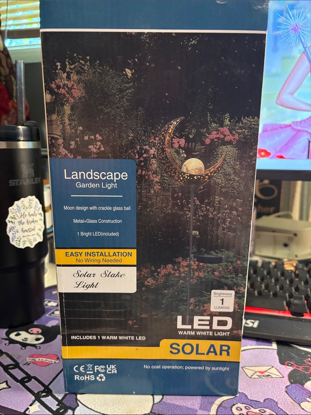 NWT Landscape Garden Light LED Moon 🌙 Design with Crackle Glass Ball Solar Stake